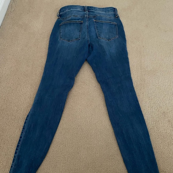 Ripped, medium washed denim jeans - Picture 3 of 6